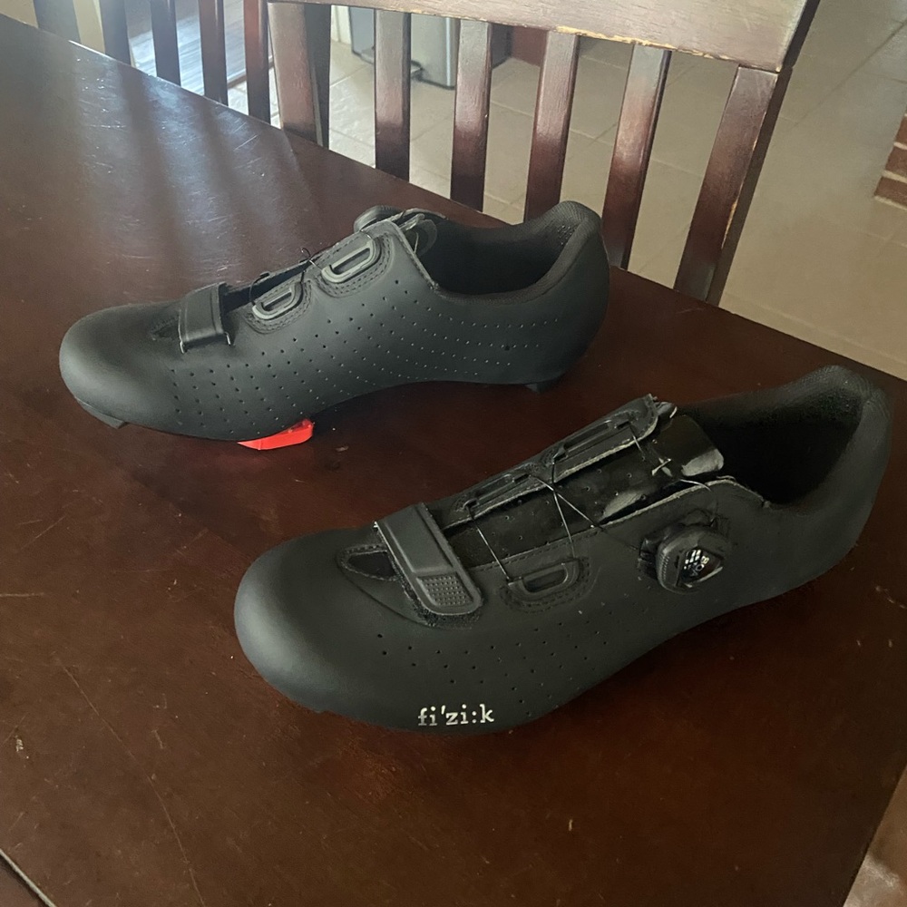 Fizik Tempo R5 Overcurve Black Cycling Shoes 42.5 - Like New